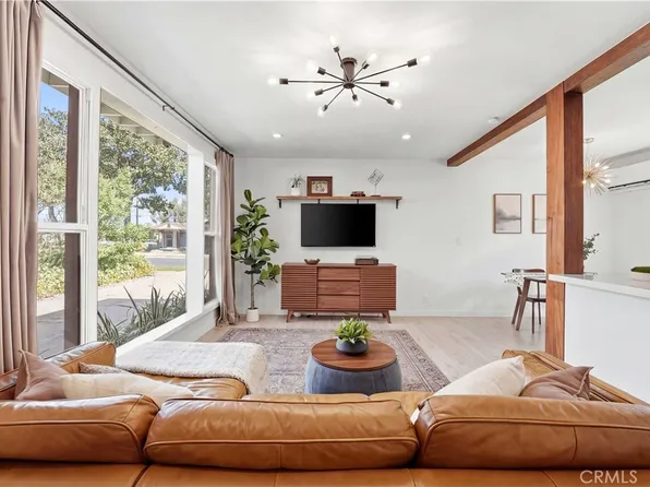 2157 Gale Ave, Long Beach, CA 90810