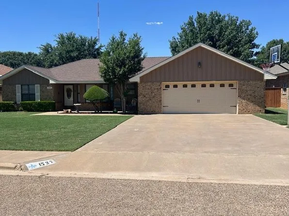 1727 E Broadway St, Brownfield, TX 79316