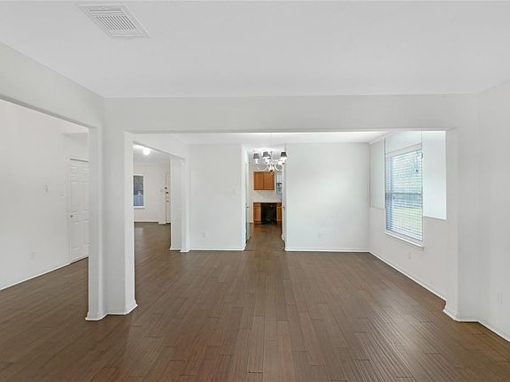 5th image of 7931 Westington Ln