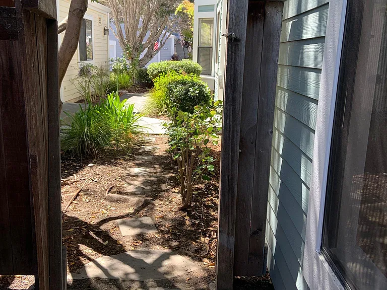 149 Oak Park Dr — Photo 25