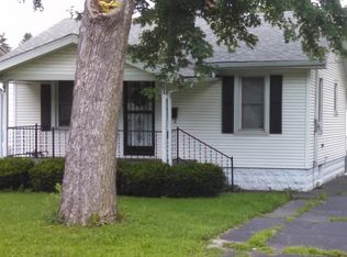 2532 E Olive St, Decatur, IL 62526