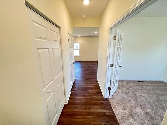 3rd image of 1071 Legacy Ln