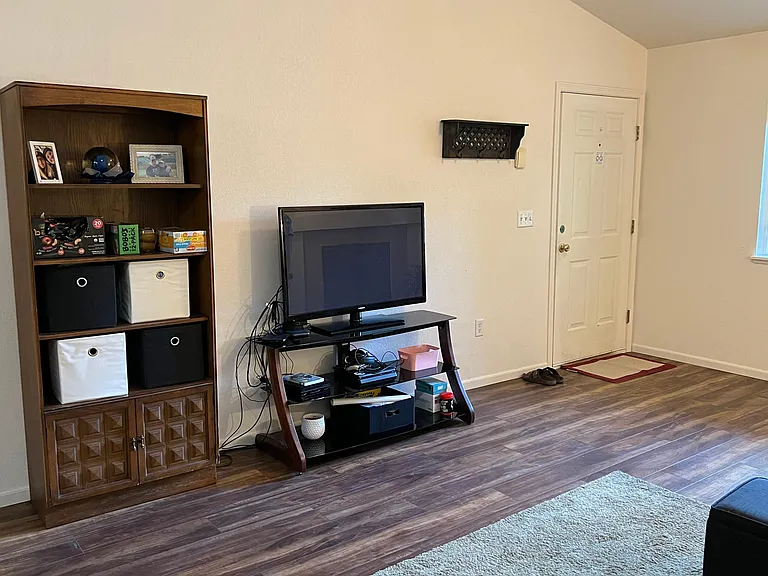 1120 City Park Ave #B204 — Photo 5