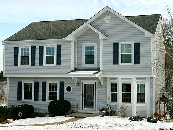 2nd image of 111 Woodbine Dr