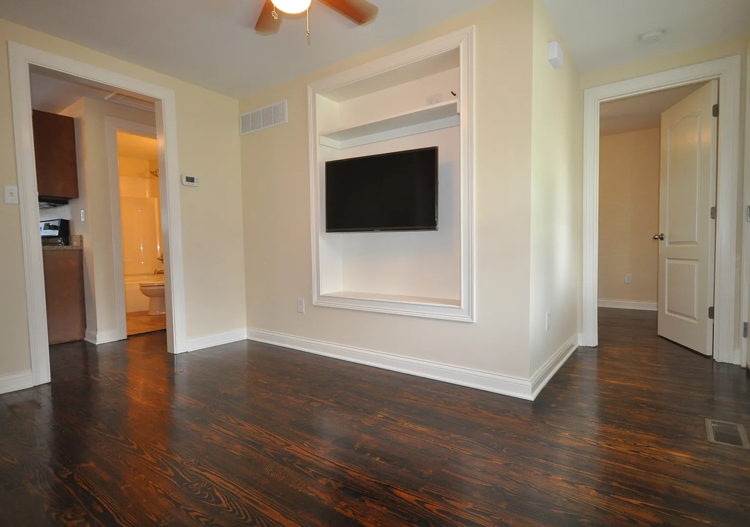 Now Pre-Leasing for 2027-28 School Year! — Photo 2