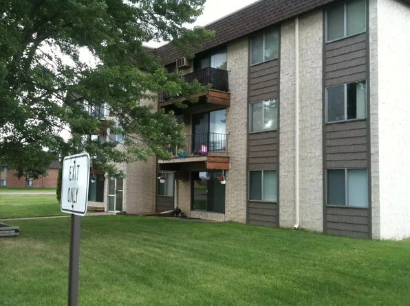 550 Minnesota Ave APT 202, Big Lake, MN 55309