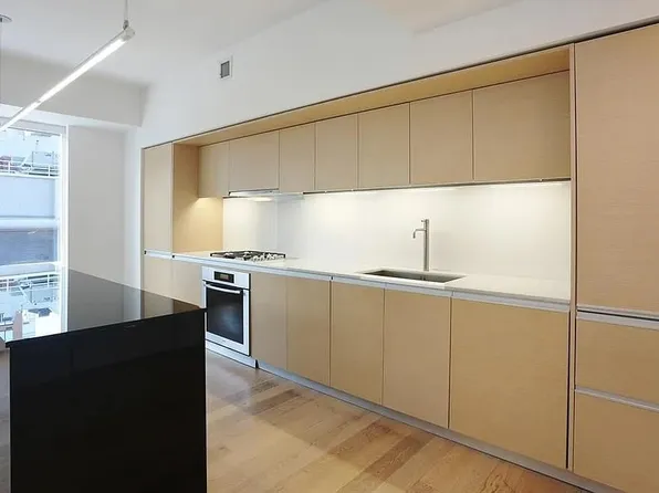459 West 18th Street 2 image 2 of 3