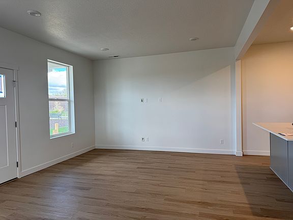 4th image of 1888 W 1575 N #235
