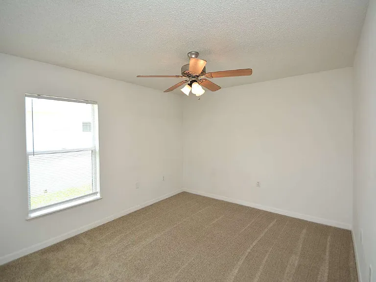 36 Frenora Ln — Photo 24