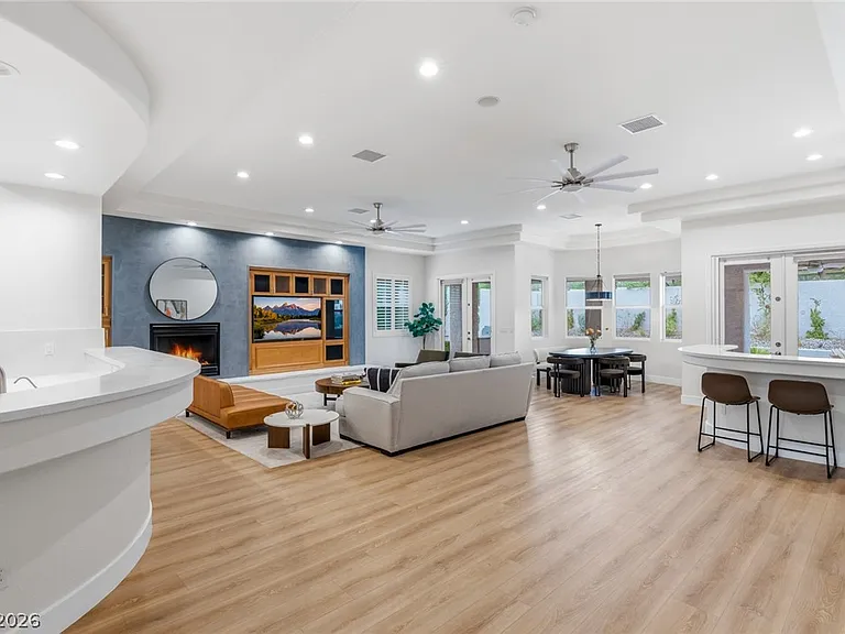 10848 Ickworth Ct — Photo 4