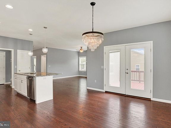 5th image of 6038 Station Circle Rd