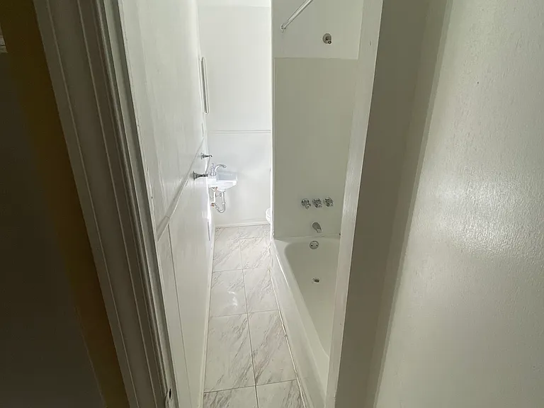 3410 Sunnyside Ave #1 — Photo 13