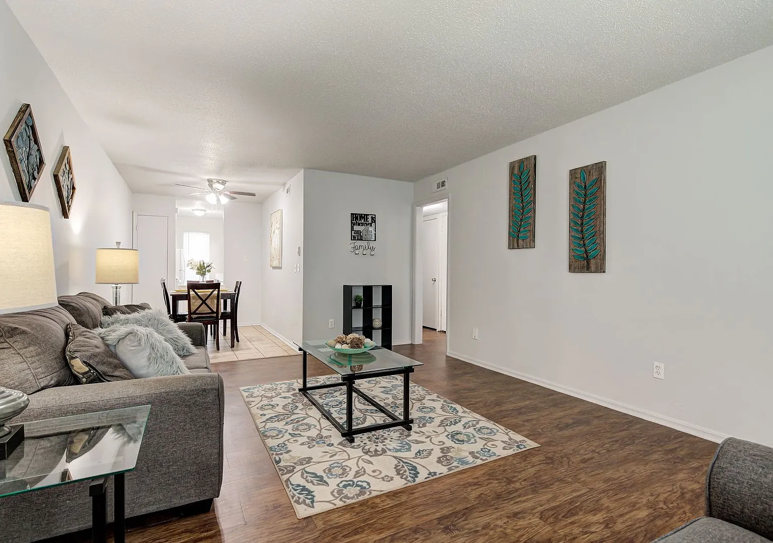The Shelton Apartments- 1/2 Off First Months Rent AND 1/2 Off in August PLUS FREE APPLICATIONS! — Photo 4
