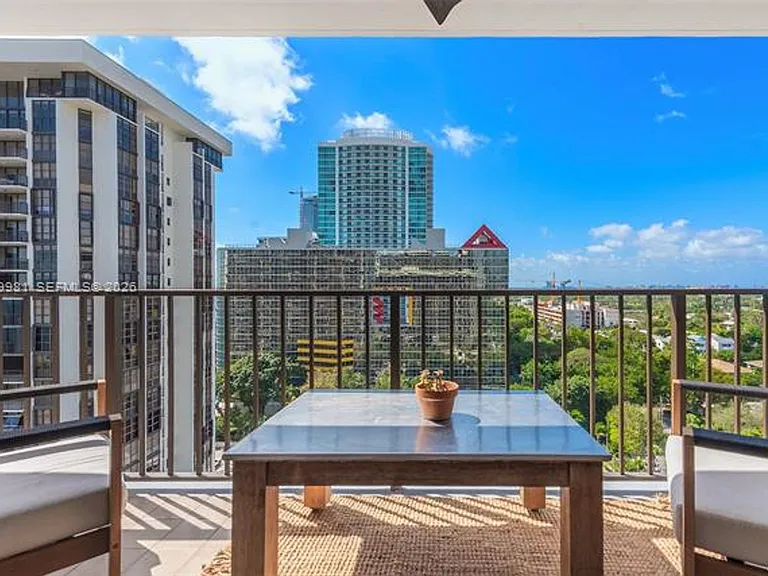 1915 Brickell Ave #C1612 — Photo 36