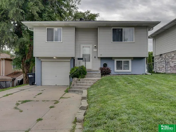 5710 S 33rd St, Omaha, NE 68107