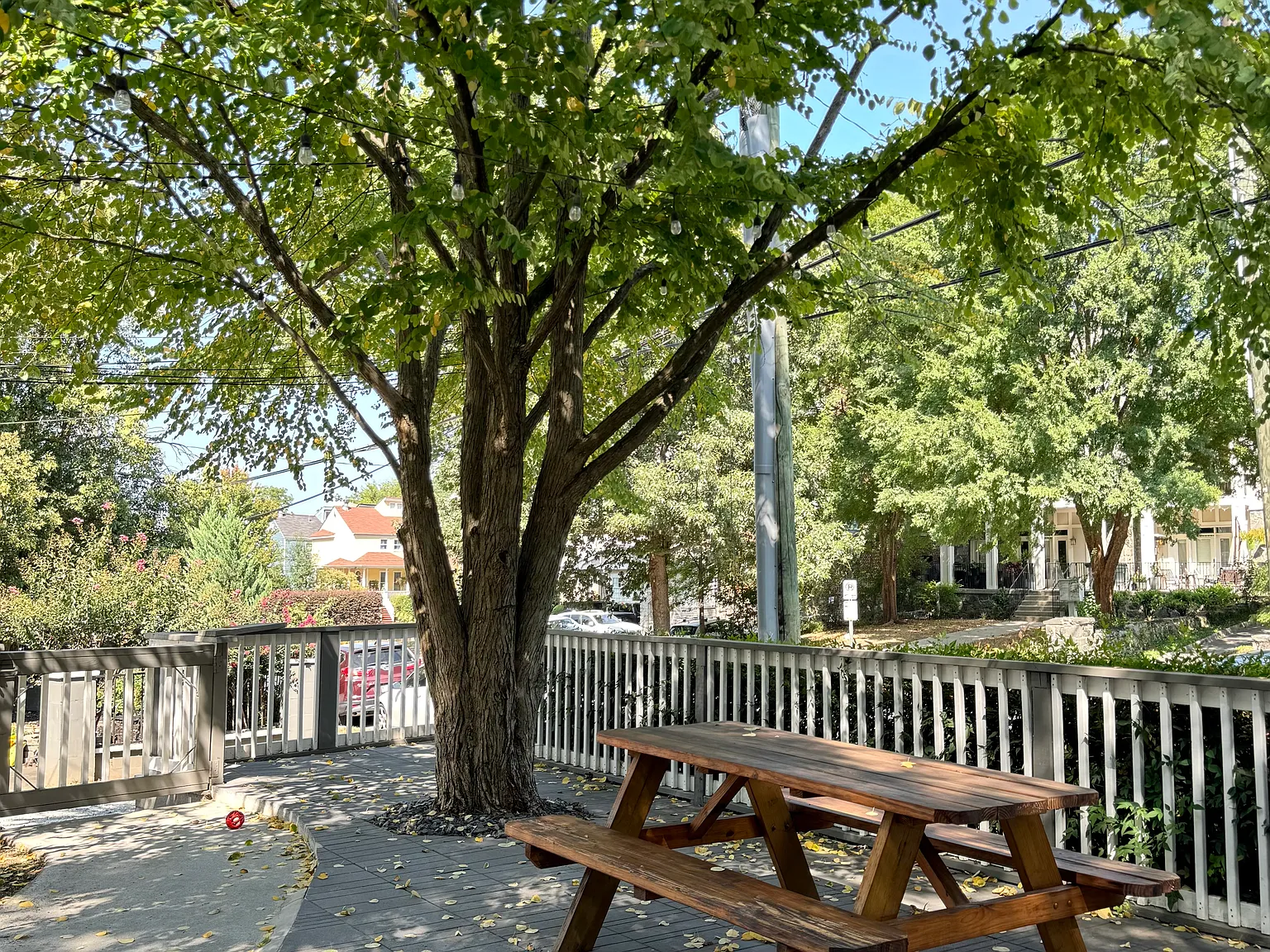 4 bed, $4,400 — Photo 4
