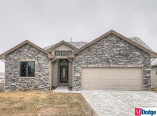 5519 N 155th St, Omaha, NE 68116