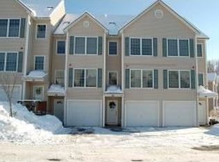 8 Intervale Ct, Hudson, NH 03051