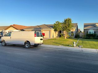 9311 Citrus Creek Dr, Bakersfield, CA 93311