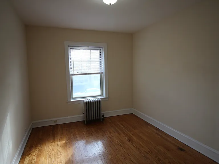 2318 W Granville Ave #2 — Photo 2