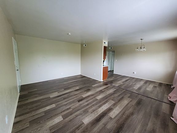 4th image of 3825 N Whittier Pl #0