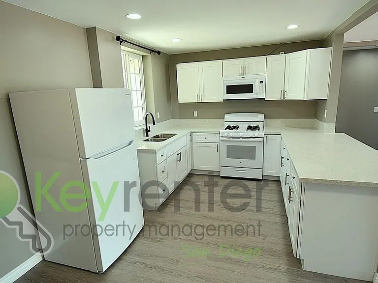 652 N Cuyamaca St N — Photo 12