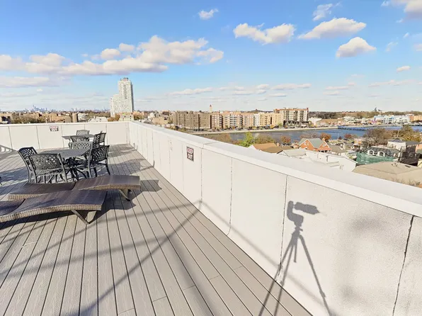 37 West End Avenue image 11 of 38