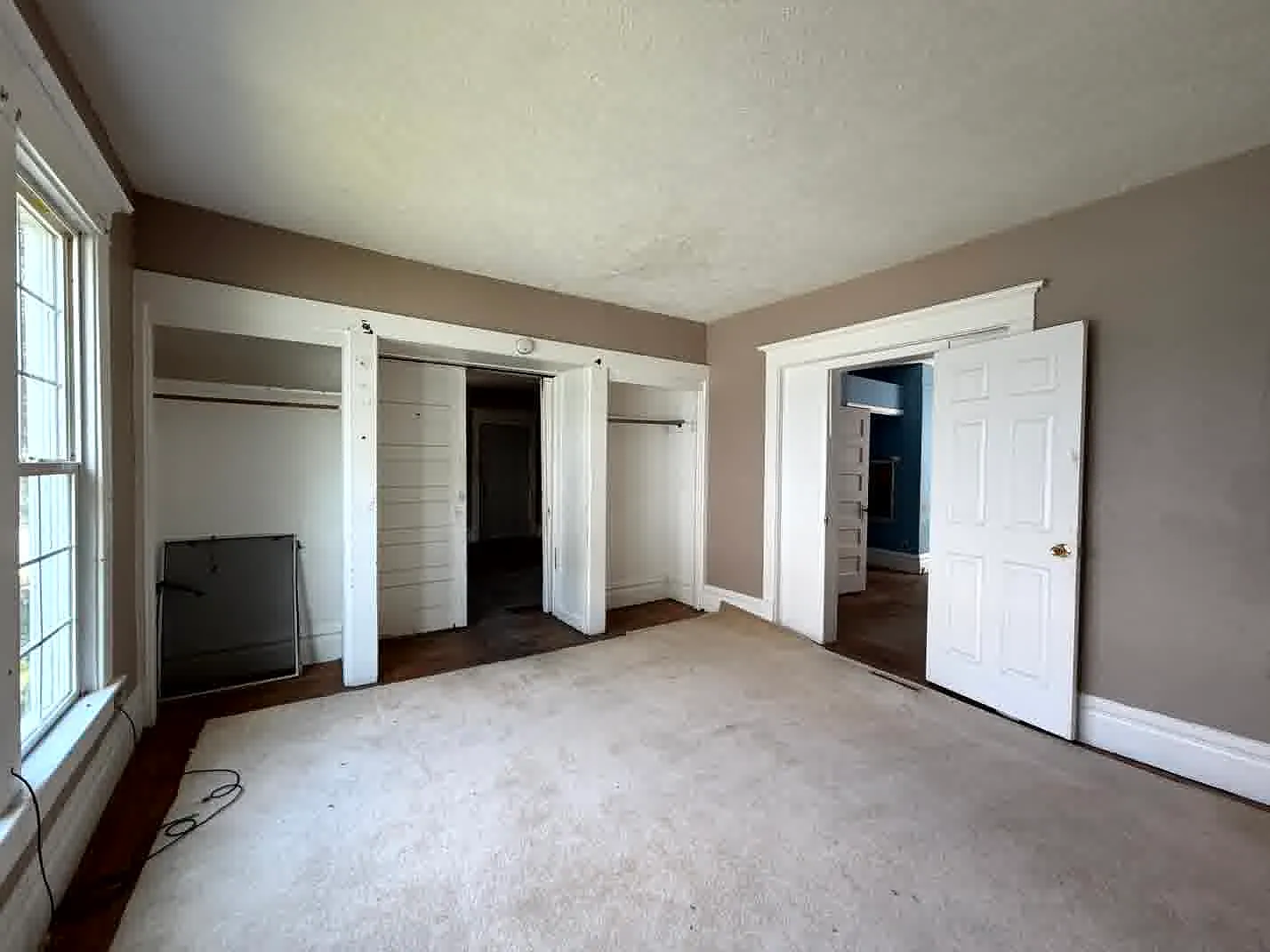 520 W Marion St — Photo 3