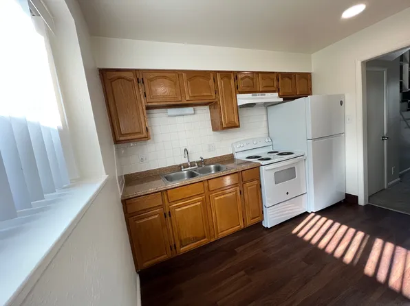 1030 Dayton St, Aurora, CO