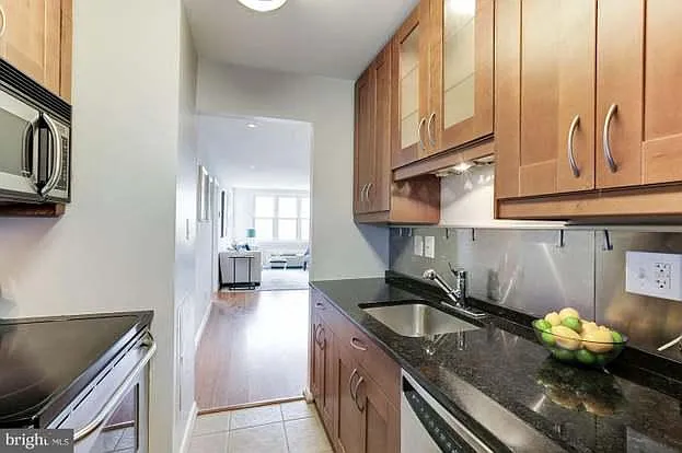 3217 Wisconsin Ave NW #6A — Photo 4