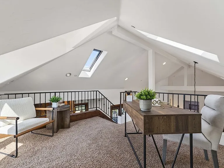 41 S Circle Dr — Photo 22