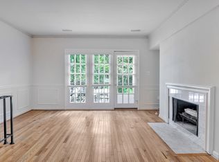 4513 Macarthur Blvd NW APT B, Washington, DC 20007