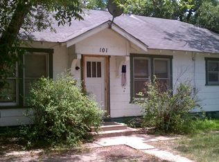 101 Davis St, Bryan, TX 77801