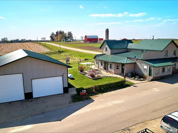 7697 Hurricane Road, Lancaster, WI 53813