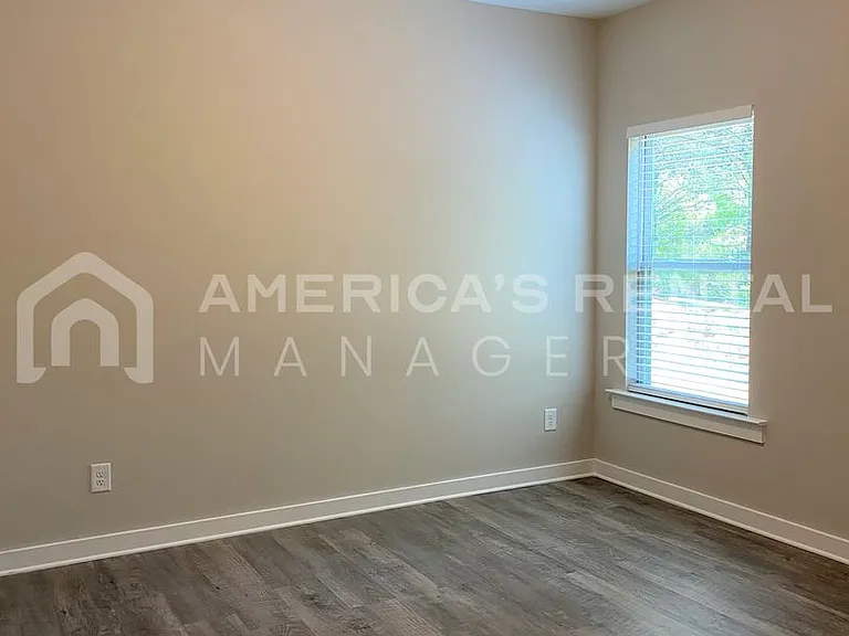 11317 Crimson Ridge Rd — Photo 9