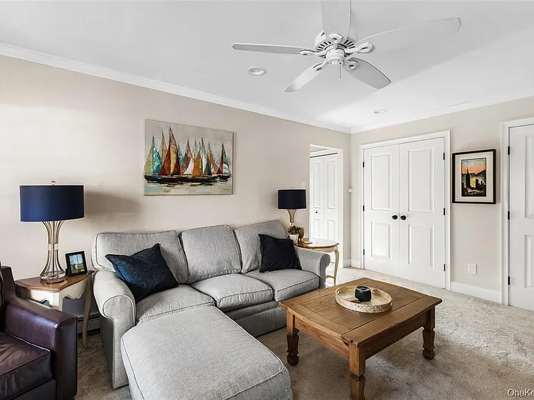39 Foxwood Cir — Photo 4