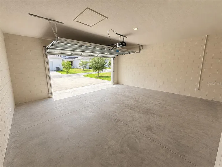 4083 Feather Tree Dr — Photo 29