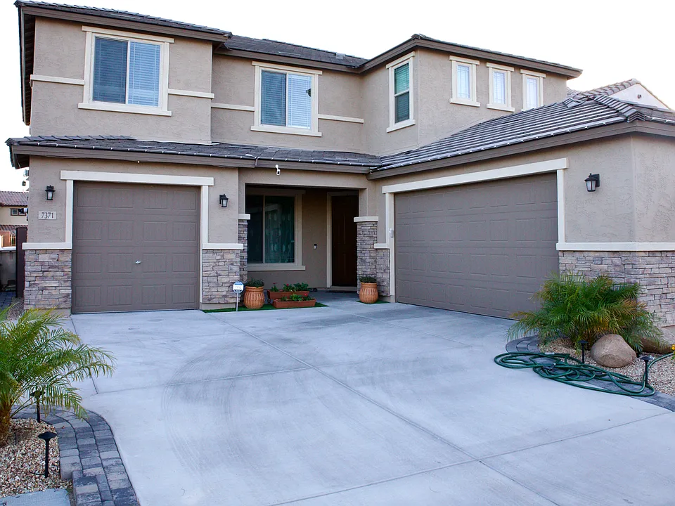 7371 W Tombstone Trl