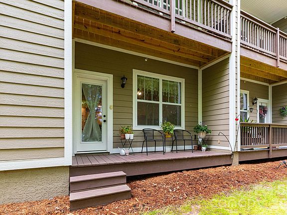 4th image of 138 Foxden Dr #102