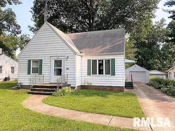 1528 W Iles Ave, Jerome, IL 62704