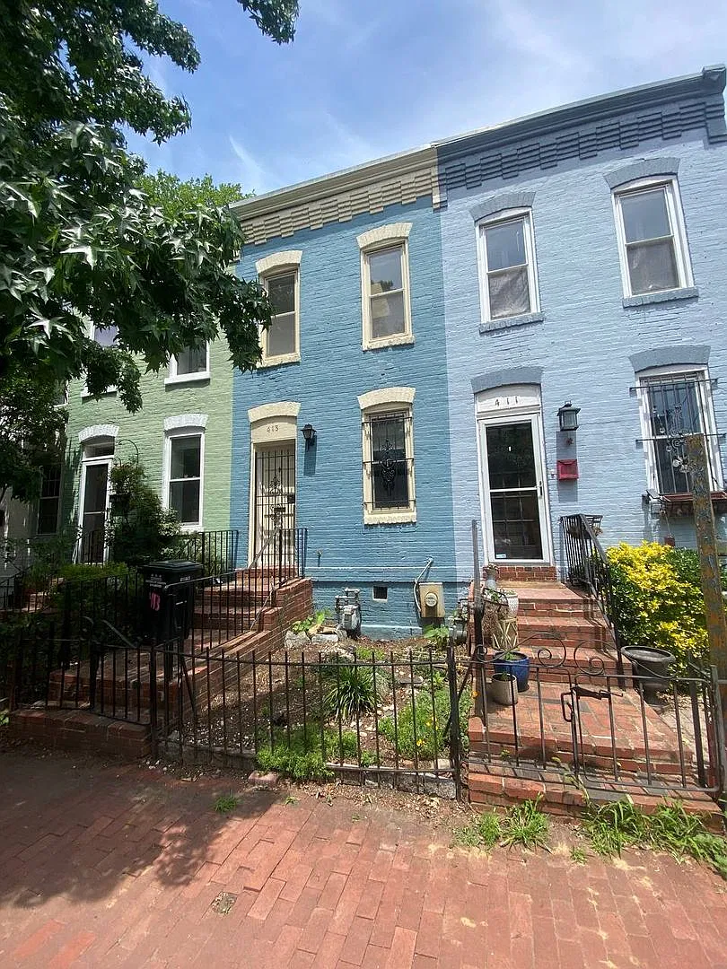 Price Reduction! A Charming Two Bedroom One And One Half Bath Row House Located Just Off New Jers... — Photo 1
