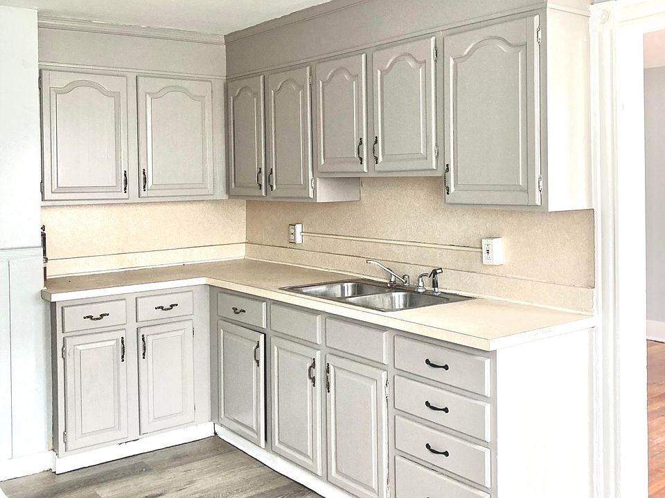 1st image of 82 Corner W Division St #2