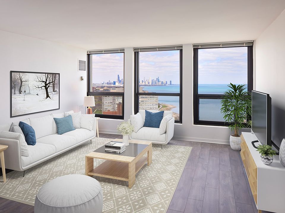Dining/Living room