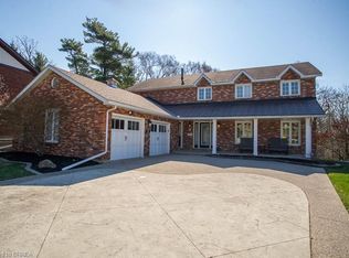 23 Scarfe Gdns, Brantford, ON N3T6B2