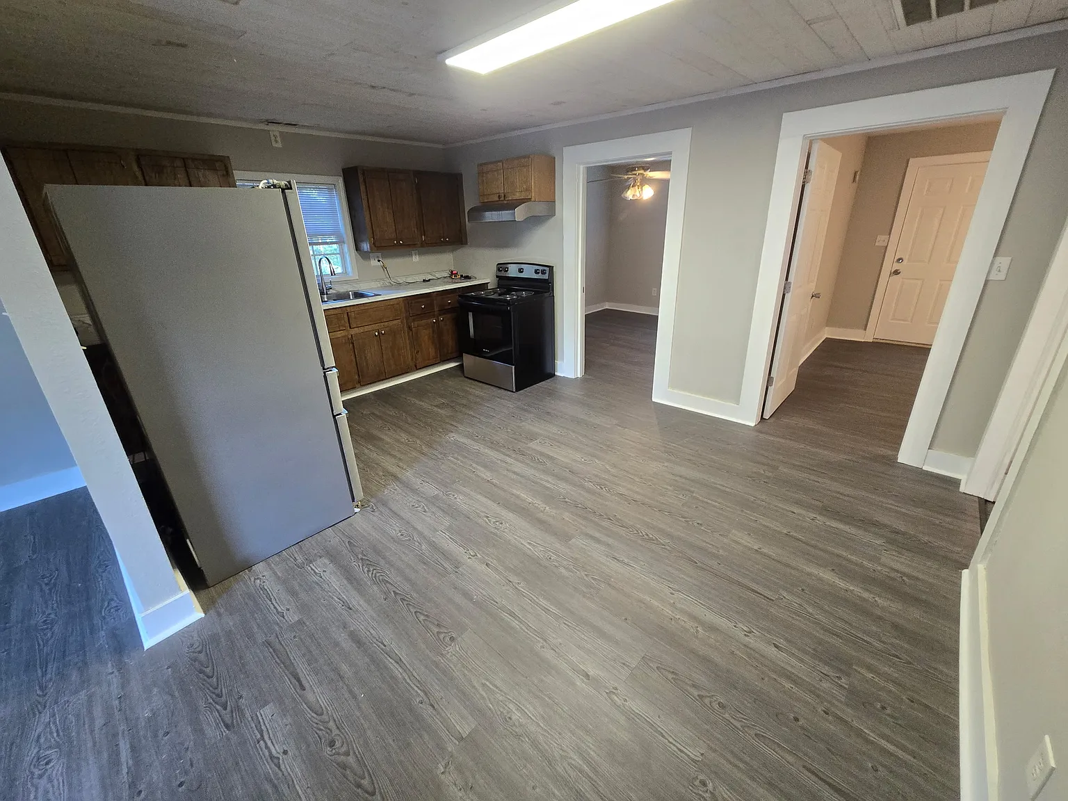 2 bed, 1175 sqft, $1,300 — Photo 2