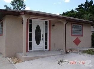 5234 Sholtz St, Naples, FL 34113
