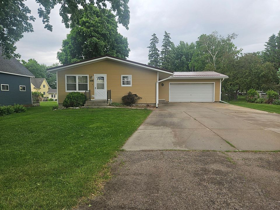1st image of 208 2nd St S