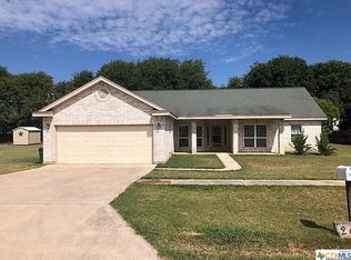 295 Hummingbird Way, Martindale, TX 78655