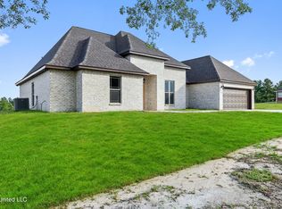 8025 Ridgewood Dr, Kiln, MS 39556