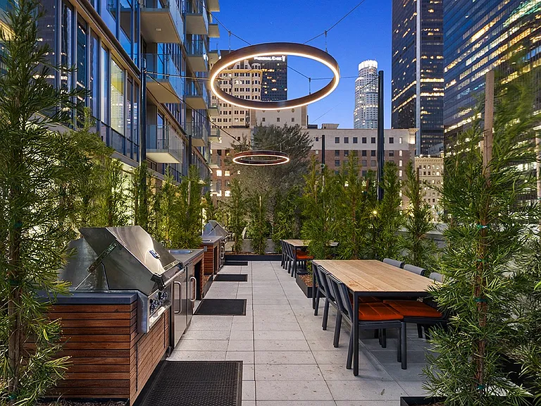 Figueroa Eight — Photo 21